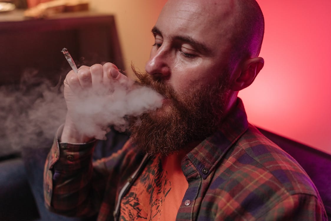 How to Smoke Weed | Cheapweed.io Canada